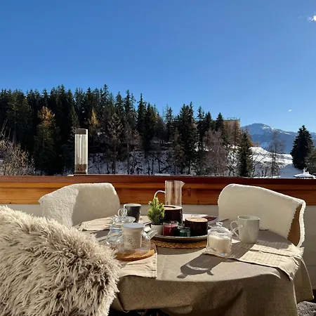 & - Alpine Escape Apartment