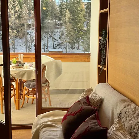 & - Alpine Escape Apartment *