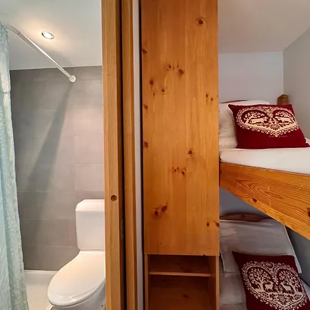 & - Alpine Escape Διαμέρισμα